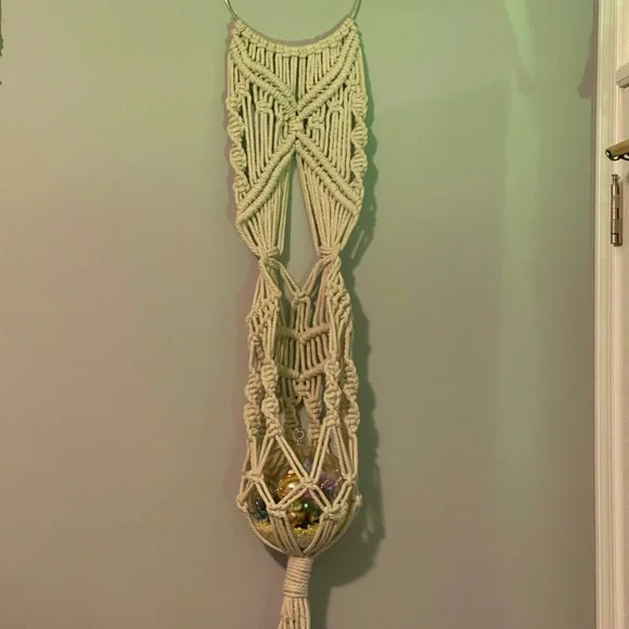 Handmade macrame wall hanging with mystical fairy garden in glass globe - Picture 2 of 6